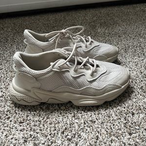 adidas ozweego -neural tan